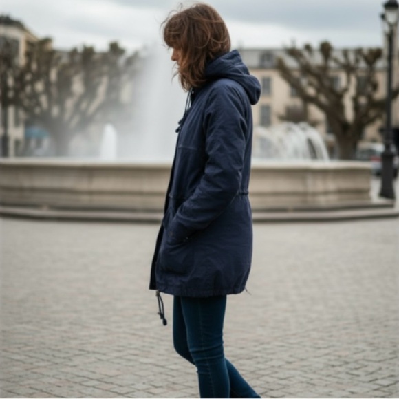 Woman Navy Blue Light Wight Jacket - Picture 4 of 14